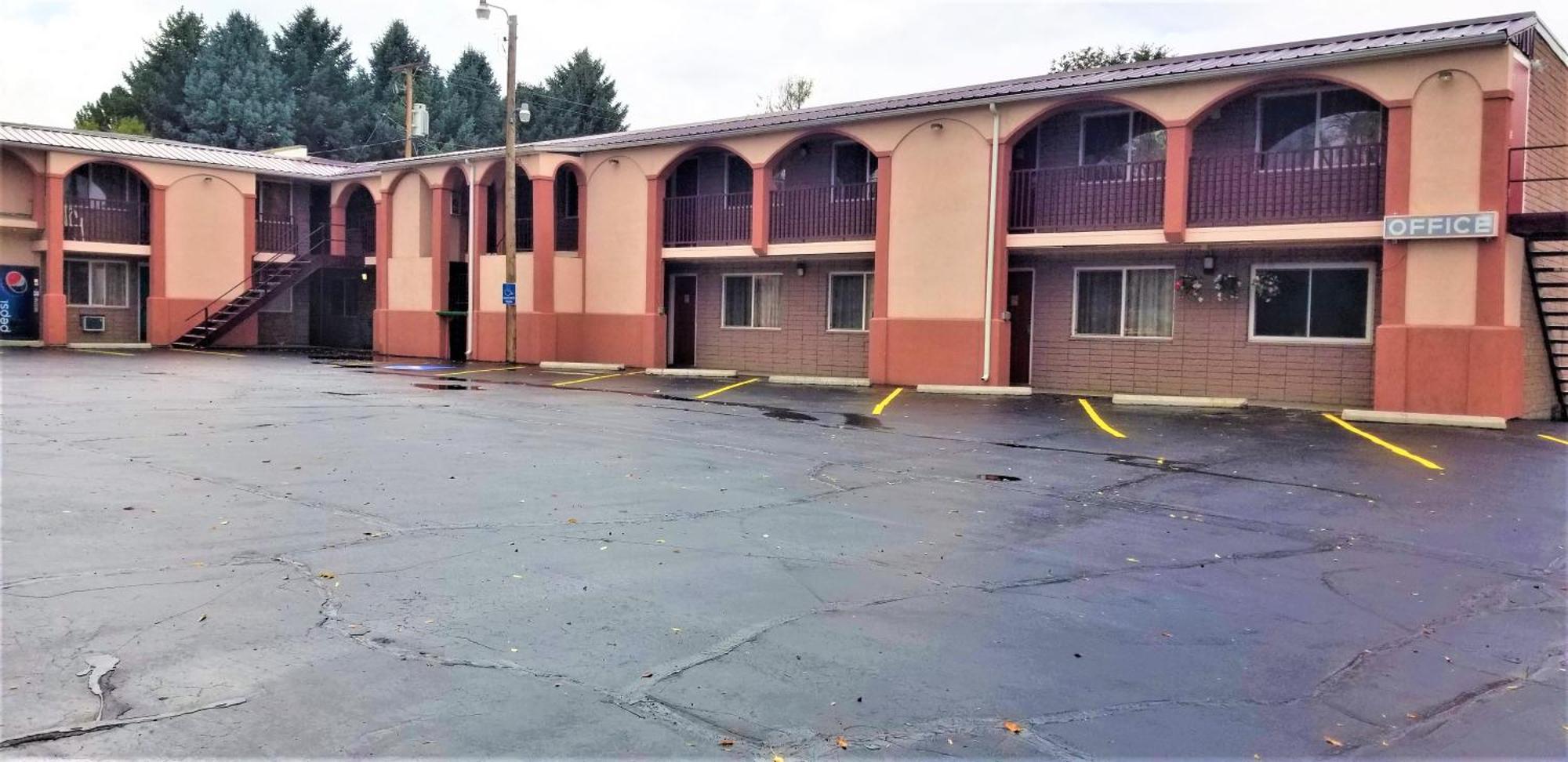 Town House Motor Inn Worland ภายนอก รูปภาพ